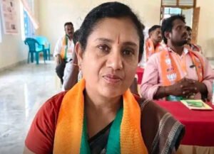 బిజెపి మహిళా నాయకురాలుగా ఈశ్వరమ్మ