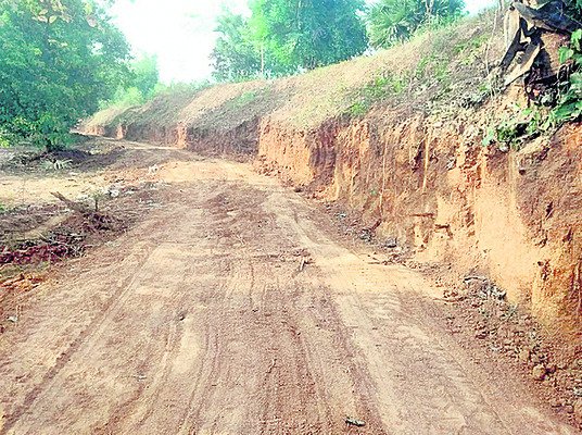 కోర్టులో గంగమ్మ వీధిలో రోడ్డు దురాక్రమణ