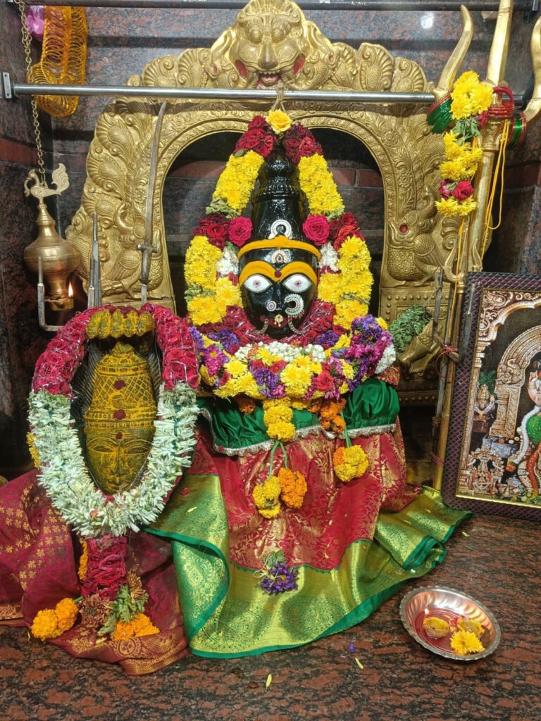 శ్రీవిరూపాక్షి మారెమ్మకు ప్రత్యేక అలంకారం