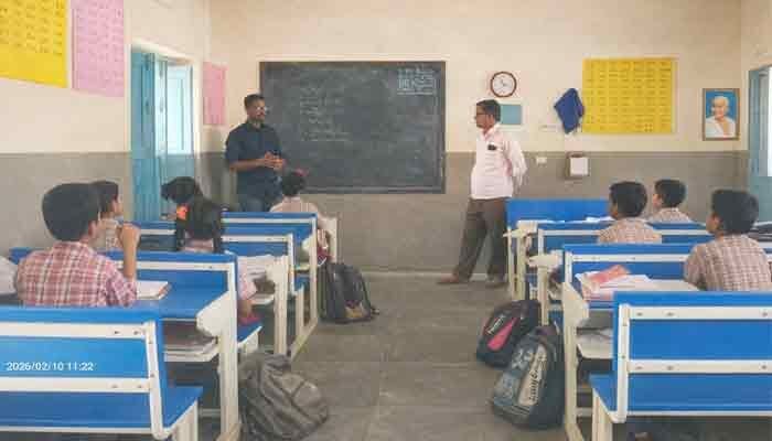 తిక్కన ఎస్.పి.కె.హెచ్ ప్రభుత్వ ఉన్నత పాఠశాలలో ఎమ్మెల్యే నసీర్ అహ్మద్ ఆకస్మిక తనిఖీ.