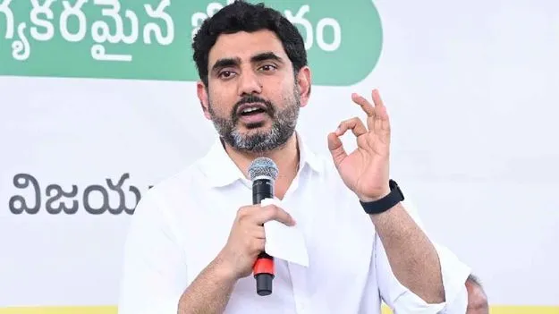 ఉండవల్లి నివాసంలో పార్టీ సీనియర్ కార్యకర్తలకు ఆత్మీయ విందు..!