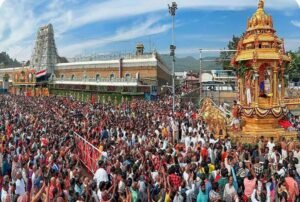 25 కంపార్టుమెంట్లలో వేచివున్న భక్తులు..