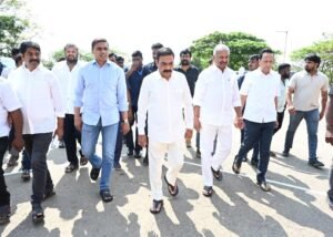 నెల్లూరు సెంట్రల్ జైలు లో పిన్నెలి రామకృష్ణ రెడ్డిని పరామర్శించిన ఎమ్మెల్యే  పెద్దిరెడ్డి