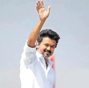 తమిళనాట.. ఒంటరి పోరుకు విజయ్‌ సిద్ధం