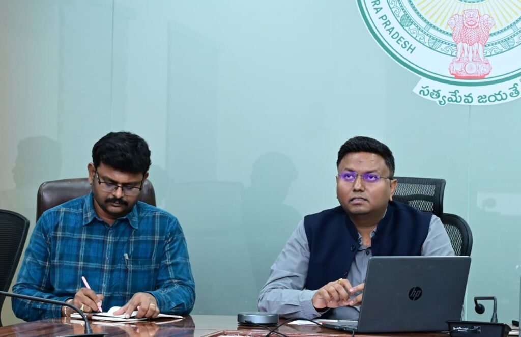 వాణిజ్య కార్యకలాపాల పెరుగుదల నేపథ్యంలో పన్నుల వసూళ్లు పక్కాగా జరగాలి….