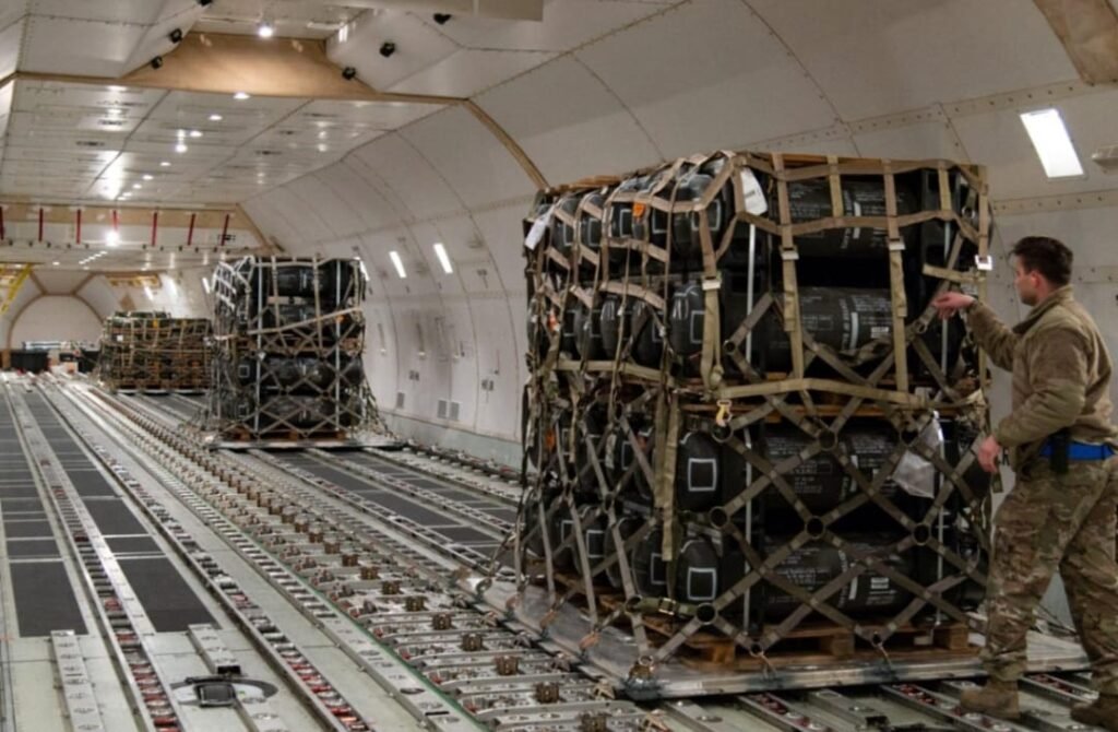 యూఏఈకి రహస్యంగా ఆయుధాలు అమ్మబోతున్న ట్రంప్?