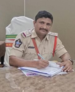 ఎన్టీఆర్ జిల్లా అజిత్ సింగ్ నగర్ సీఐ గా బాధ్యతలు చేపట్టిన చంద్రశేఖర్