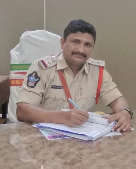 ఎన్టీఆర్ జిల్లా అజిత్ సింగ్ నగర్ సీఐ గా బాధ్యతలు చేపట్టిన చంద్రశేఖర్