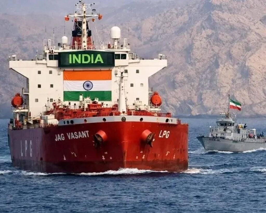హార్ముజ్ దాటిన నౌకలు.. తీరనున్న ఎల్పీజీ కష్టాలు
