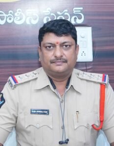 వేకుజామున సమయపాలన లేకుండా మద్యం అమ్మకాలు నిర్వహిస్తే చర్యలు తప్పవు..