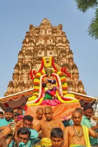 వేణుగానాలంకారంలో శ్రీ రామచంద్రమూర్తి అభయం