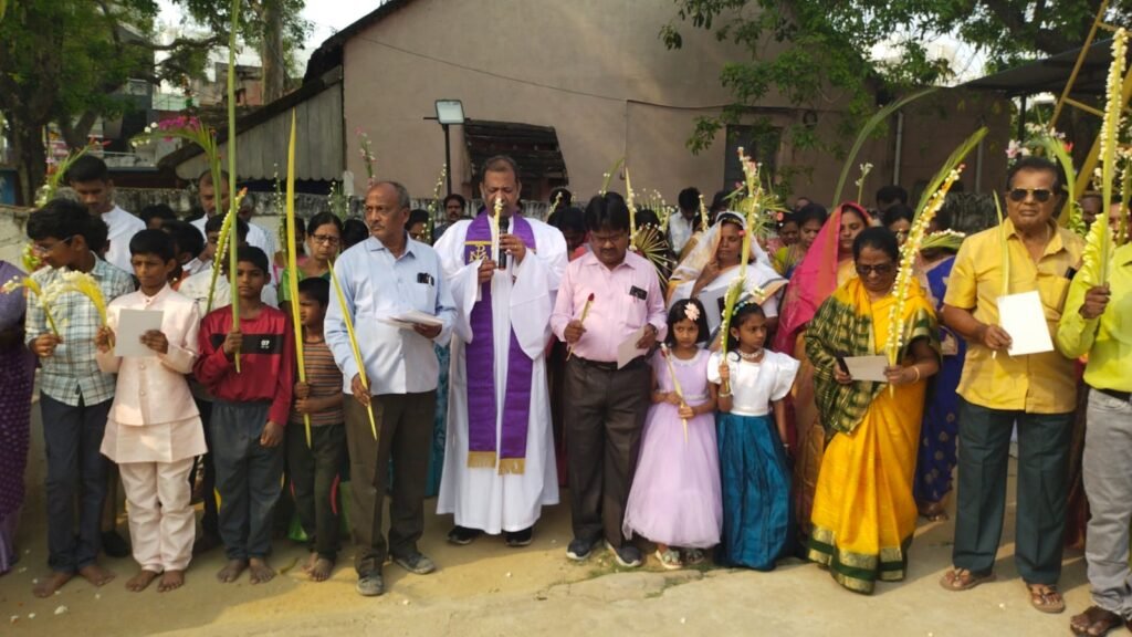 ఘనంగా మట్టల ఆదివారం