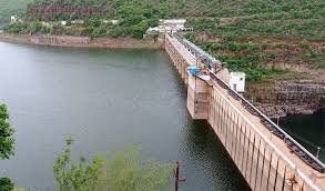 శ్రీశైలం ప్రాజెక్టులో ఆగిన విద్యుత్ ఉత్పత్తి..!