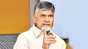 రాయపూడిలో అగ్నిప్రమాద ఘటనపై సీఎం చంద్రబాబు సమీక్ష.