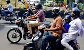 గరుడ వారిది పై ప్రయాణించే వాహనదారులు తప్పనిసరిగా హెల్మెట్ ధరించాలి