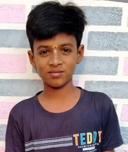 గురుకుల పాఠశాలకు విద్యార్థి మోక్షిత్‌ ఎంపిక