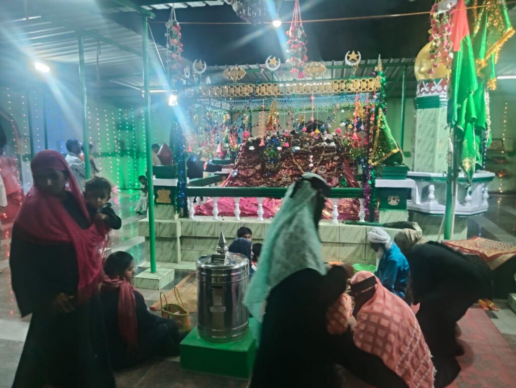 చీమనపల్లె దర్గాలో ఉరుసు మహోత్సవం