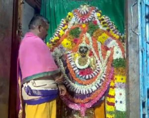 శ్రీ వాసవికన్యక పరమేశ్వరి దేవికి ప్రత్యేక పూజలు