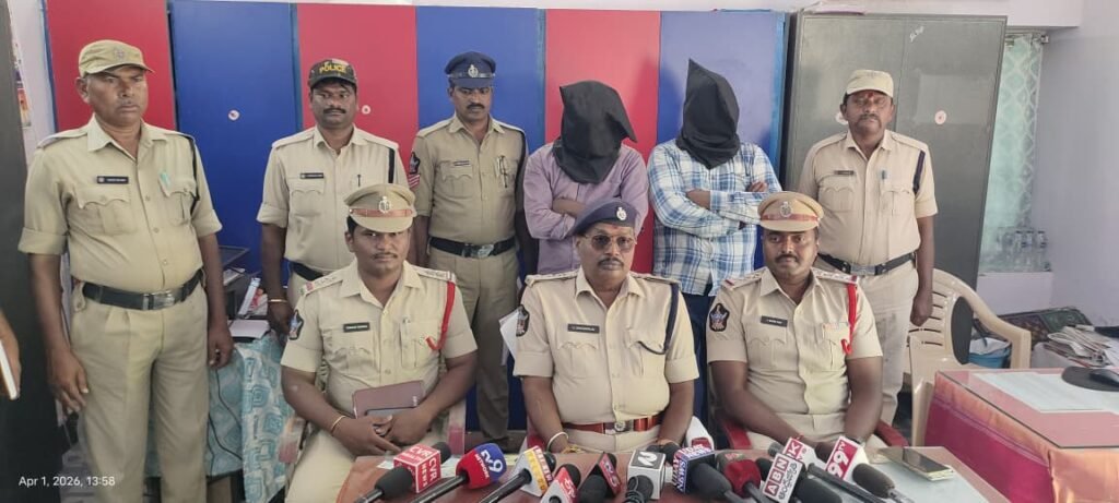 బస్సు ఆక్సిడెంట్ కేసులో ముద్దాయిలను అరెస్టు చేసిన మార్కాపురం జిల్లా పోలీసులు