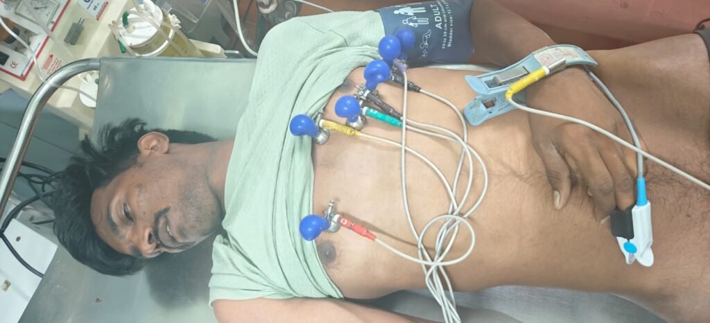 ఉరివేసుకుని యువకుడు ఆత్మహత్య