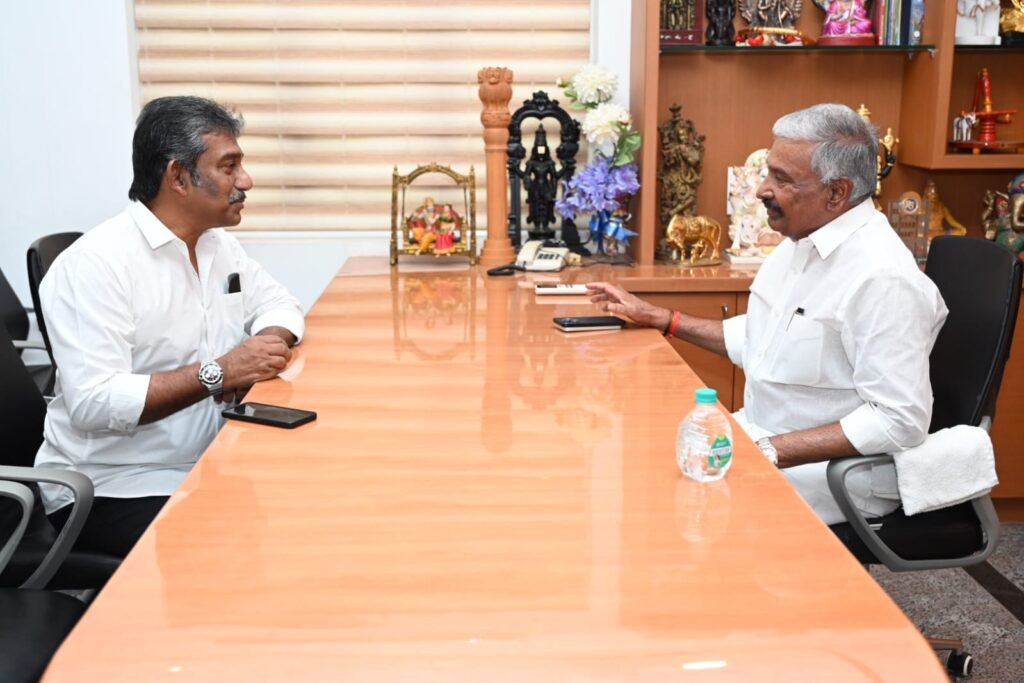 పెద్దిరెడ్డి తో నేదురుమల్లి భేటీ ..