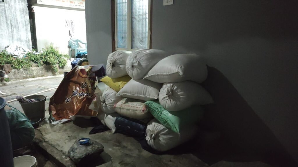 గుంటుపల్లి లో అక్రమ రేషన్ నిల్వలపై ఎస్ ఐ సత్యవతి దాడి