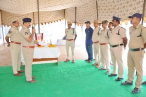 మహనీయుల ఆదర్శాలతోనే సమసమాజ నిర్మాణం