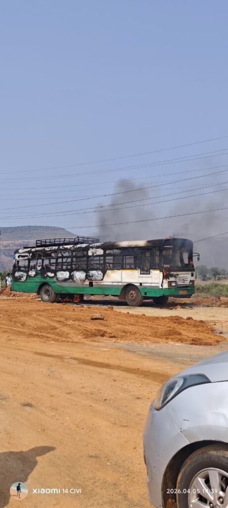 విద్యుత్ వైర్లు తగిలి ఆర్టీసీ బస్సు దగ్ధం