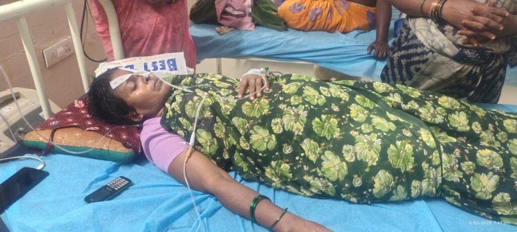 డ్వాక్రా అధికారుల వేధింపులు తాళలేక సభ్యురాలు ఆత్మహత్యాయత్నం