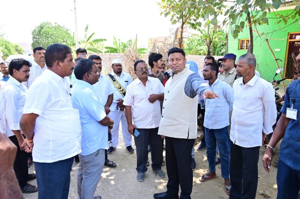 సచివాలయ సేవల్లో వేగం–పారదర్శకతకు ప్రాధాన్యం