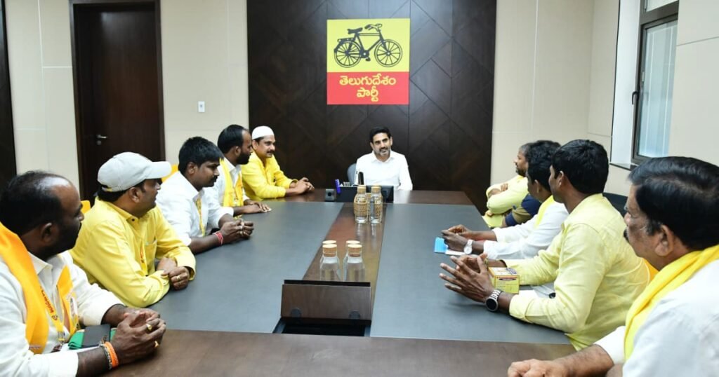 టీడీపీ పార్టీలో  కష్టపడిన వారికే మొదటి ప్రాధాన్యత