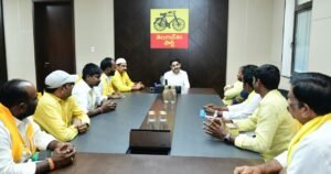 టీడీపీ పార్టీలో  కష్టపడిన వారికే మొదటి ప్రాధాన్యత