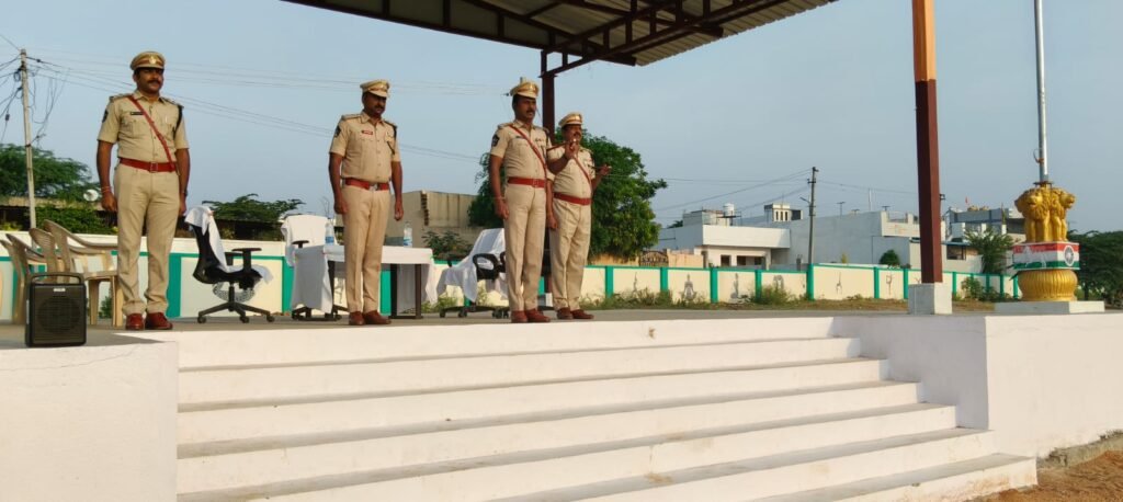 హోంగార్డులకు రీజియన్ కమాండెంట్ పిలుపు.