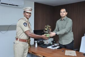 జిల్లా నూతన రిజర్వ్ ఇన్స్పెక్టర్ గా బాధ్యతలు చేపట్టిన ఎం. రవికుమార్..