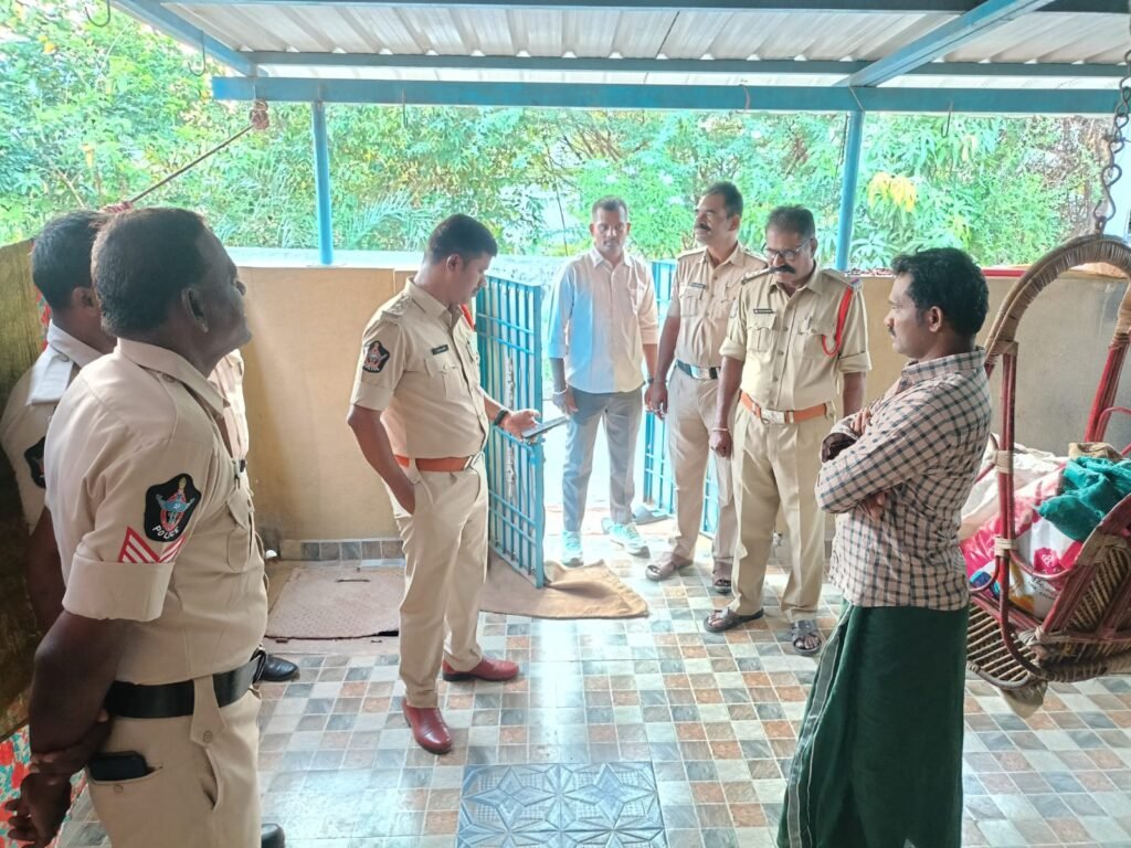 ప్రజల భద్రత, రక్షణ  ప్రధాన లక్ష్యం