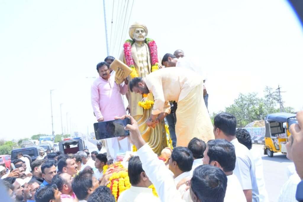 రాయచోటిలో జ్యోతిరావు పూలే జయంతి వేడుకలు ఘనంగా