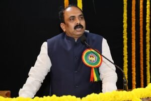 విద్యా జ్యోతి వెలిగించిన మహాత్మా జ్యోతిబా పూలే