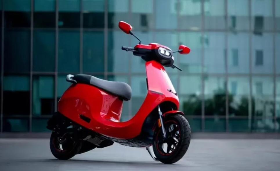 ఓలా కొత్త స్కూటర్ లాంచ్.. 320 కిమీ రేంజ్!