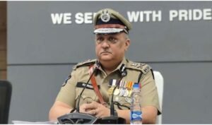 సోషల్ మీడియాపై ఏపీ పోలీసుల ప్రత్యేక నిఘా..