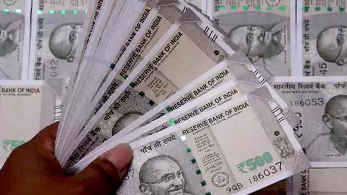 కేంద్ర ప్రభుత్వ ఉద్యోగులకు DA హైక్‌