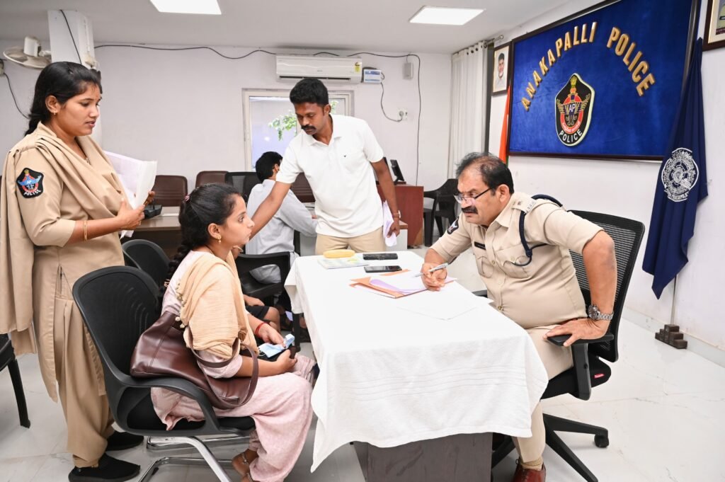 ప్రజా సమస్యల పరిష్కారమే ప్రథమ ప్రాధాన్యత