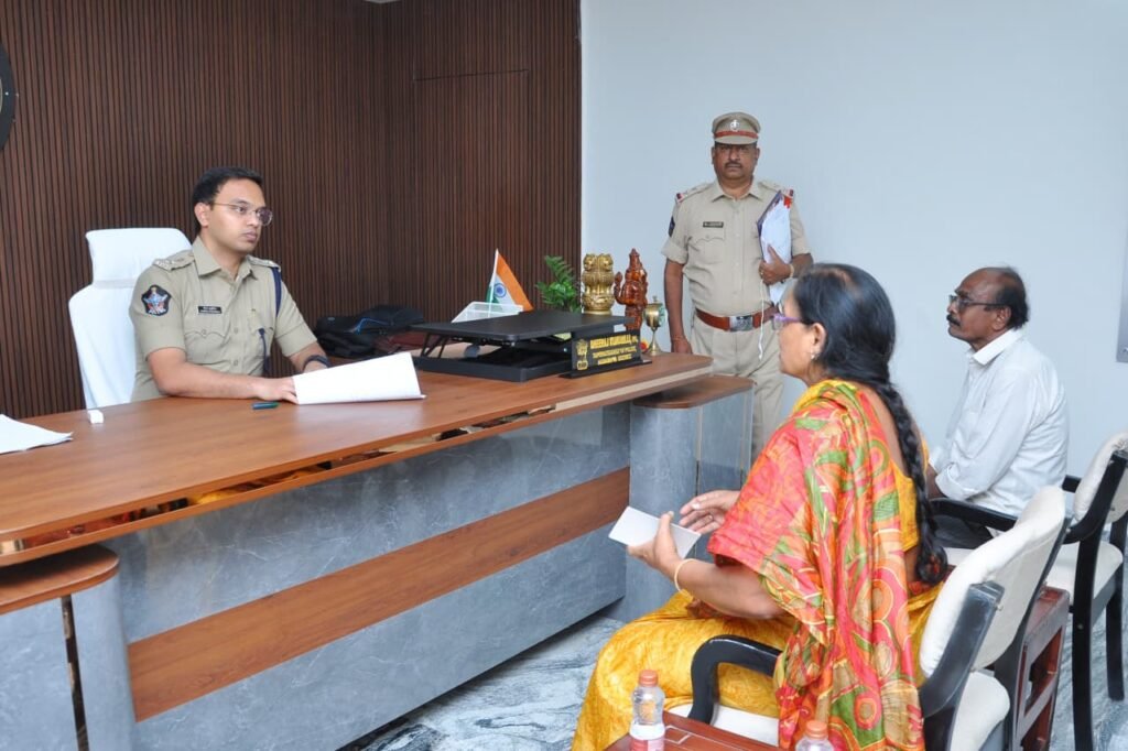 ప్రజా సమస్యల పరిష్కారానికి అన్నమయ్య పోలీసుల ప్రాధాన్యత