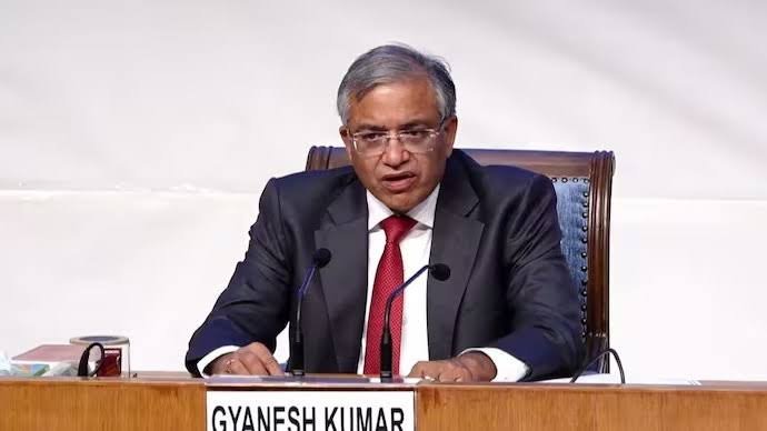 అందరు IAS లకు ఒక న్యాయం