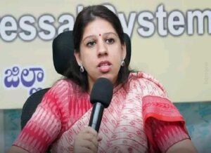 భవన నిర్మాణ కార్మికులు పేర్లు నమోదు చేసుకోవాలి: కలెక్టర్