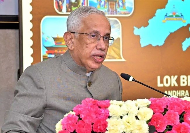 మణిపాల్ ఆస్పత్రి నుంచి విజయవాడకు వెళ్లిపోయిన ఏపీ గవర్నర్