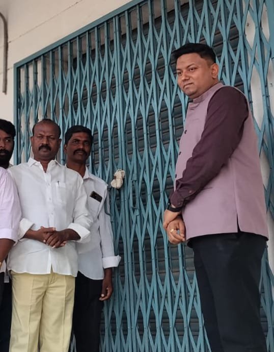 ఈవీఎం గోదాం తనిఖీ.. పటిష్ట నిఘా కొనసాగించాలని కలెక్టర్ ఆదేశం