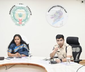 జిల్లాలో ఇంధన నిల్వలు సమృద్ధి – ప్రజలు ఆందోళన చెందవద్దు.