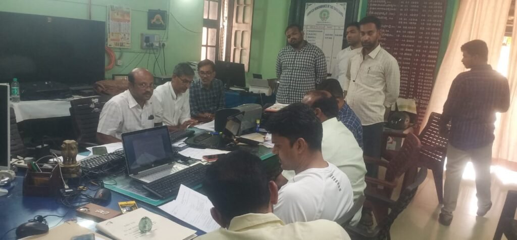 తాడిపత్రి చరిత్రలో తొలిసారి ఏసీబీ దాడులు