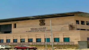 హైకోర్టు ఏజీపీల గౌరవ వేతనం 25 శాతం పెంపు