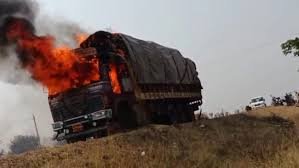 గద్వాల జిల్లాలో లారీ దగ్ధం